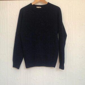 Like new - Donegal wool Scottish Navy sweater Jumper Harley of Scotland